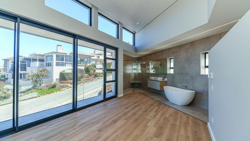 To Let 3 Bedroom Property for Rent in Pinnacle Point Golf Estate Western Cape